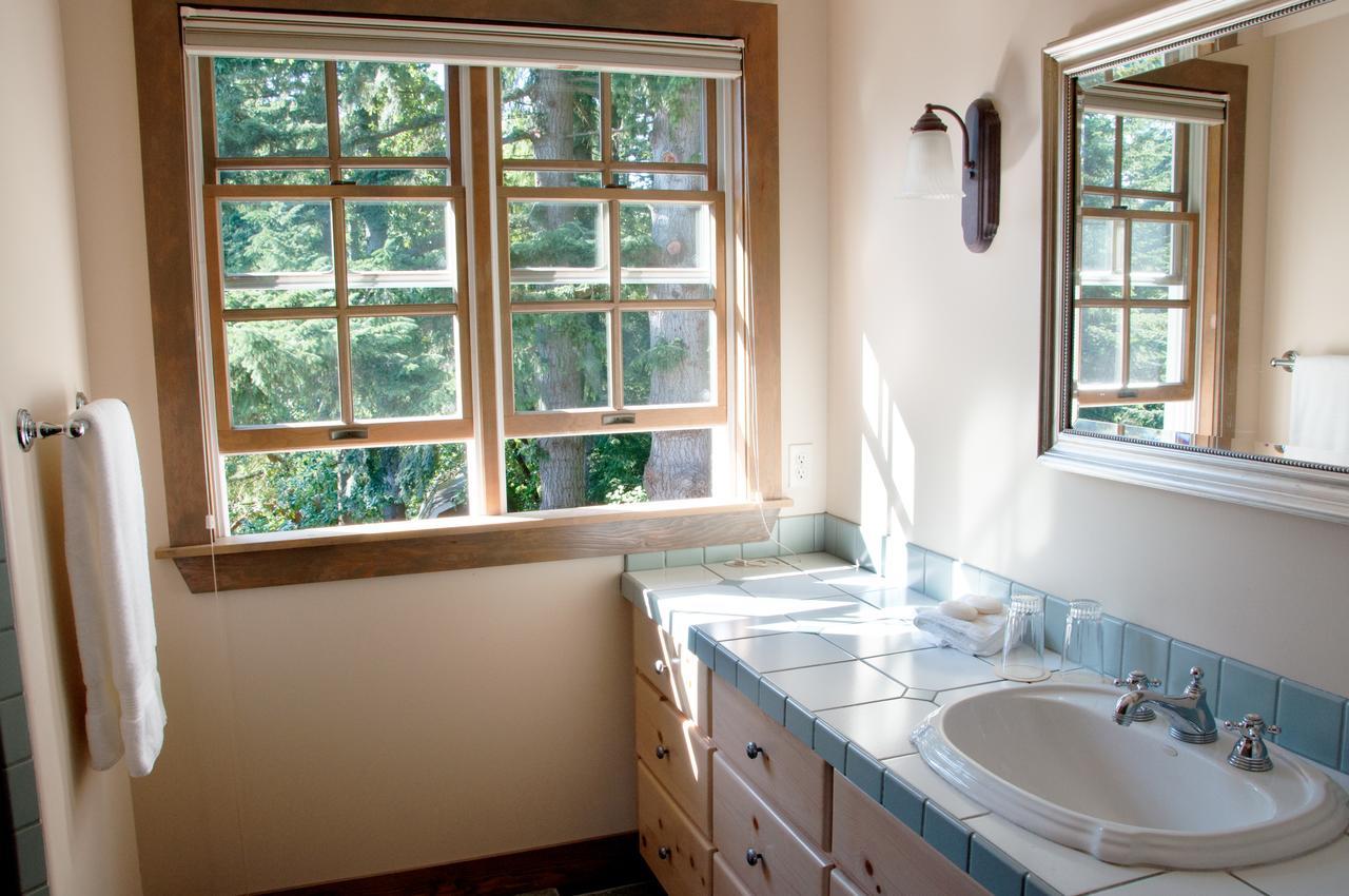 Hideaway Lodge B And B Woodinville Ngoại thất bức ảnh